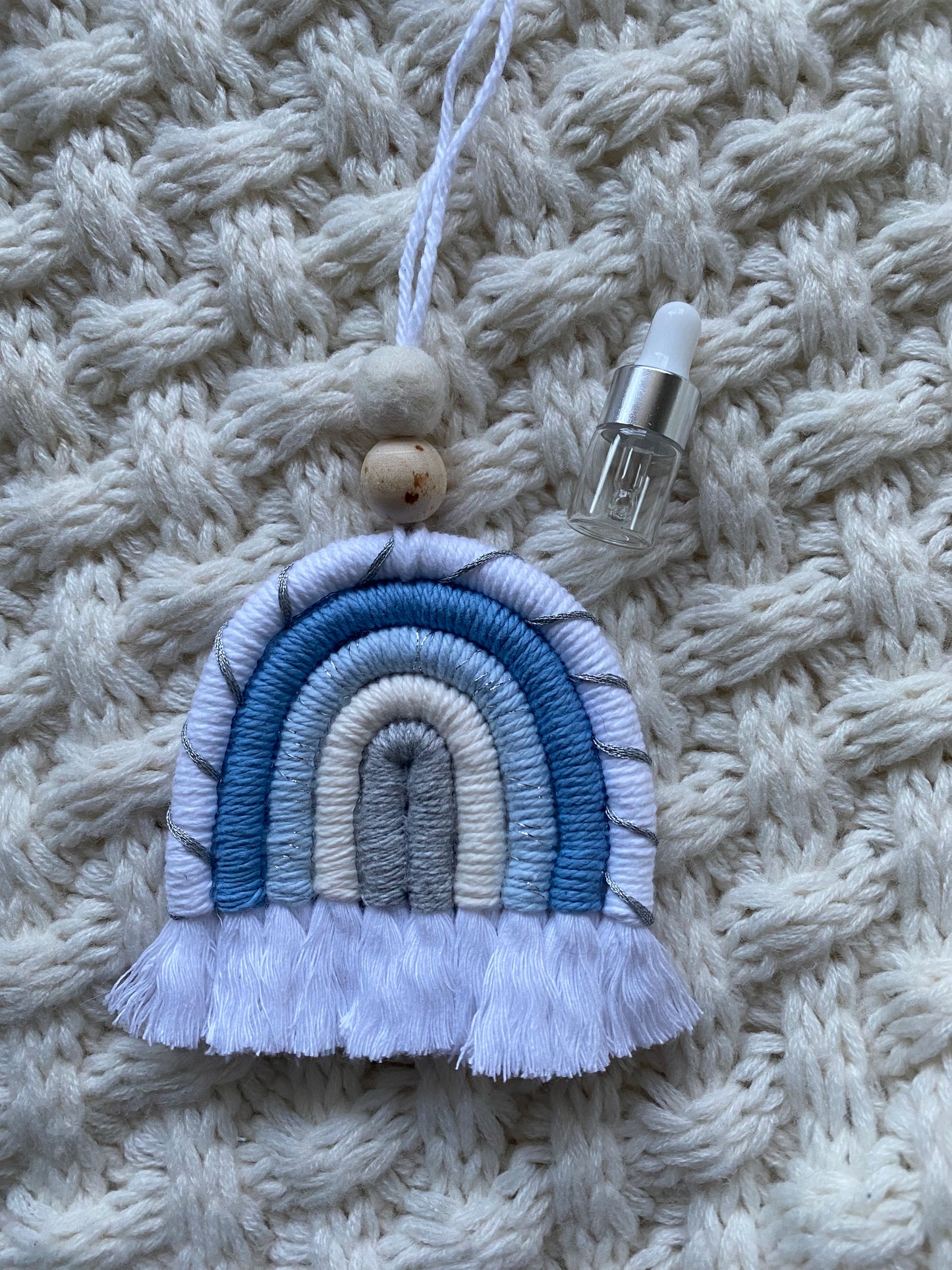 Snowy Blue Essential Oil Car Diffuser